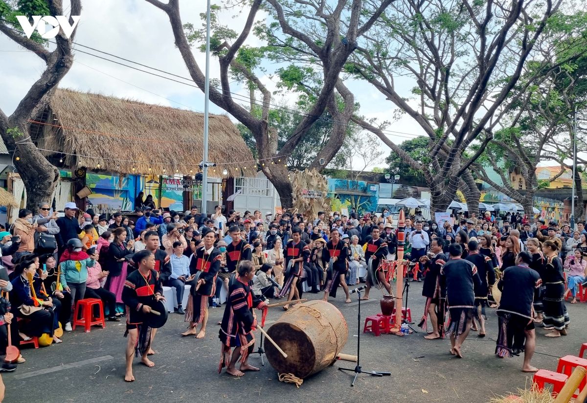 doan-ket-hoi-tu