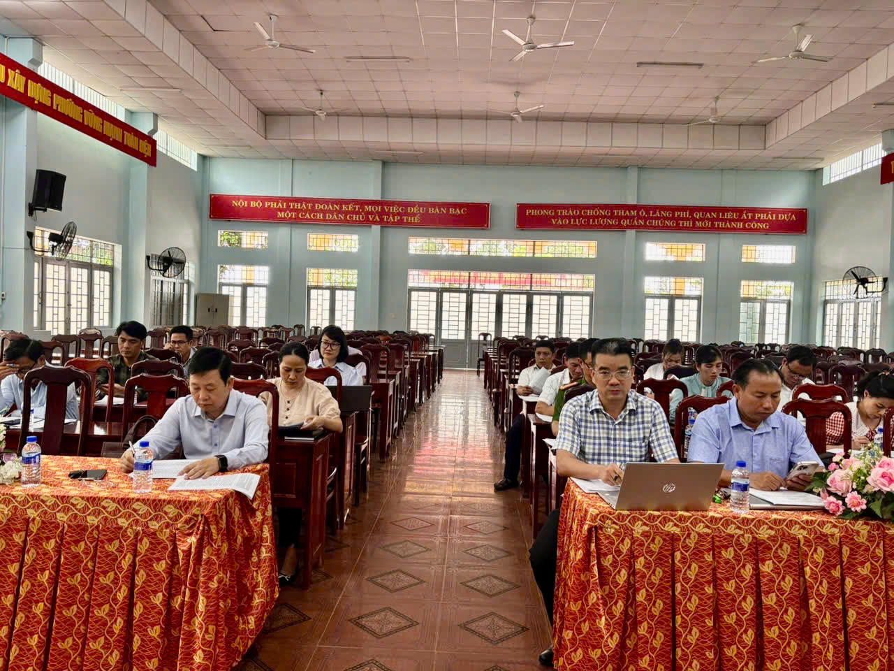 Hội nghị Tiểu ban Văn kiện Đại hội đại biểu Đảng bộ Phường Thành Nhất tỉnh Đắk Lắk lần thứ nhất (nhiệm kỳ 2025-2030)