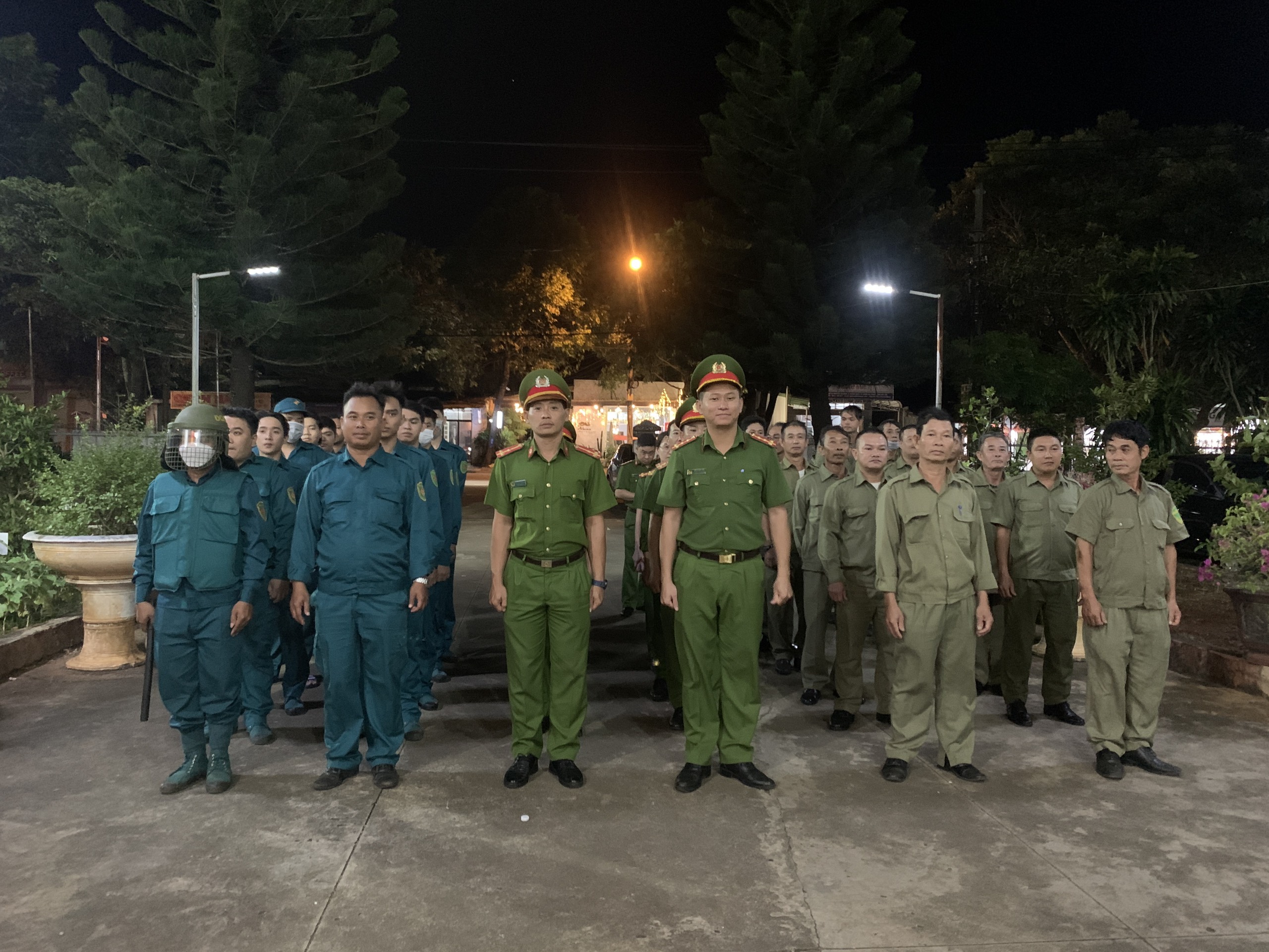 Công an phường Thành Nhất tổ chức ra quân thực hiện cao điểm tấn công trấn áp tội phạm, bảo đảm ANTT tết Nguyên đán Giáp Thìn năm 2024